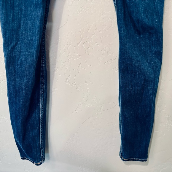 Hollister Jeans High Rise Super Skinny Medium Wash Distressed SZ 26/3L LIKE NEW - Picture 9 of 15